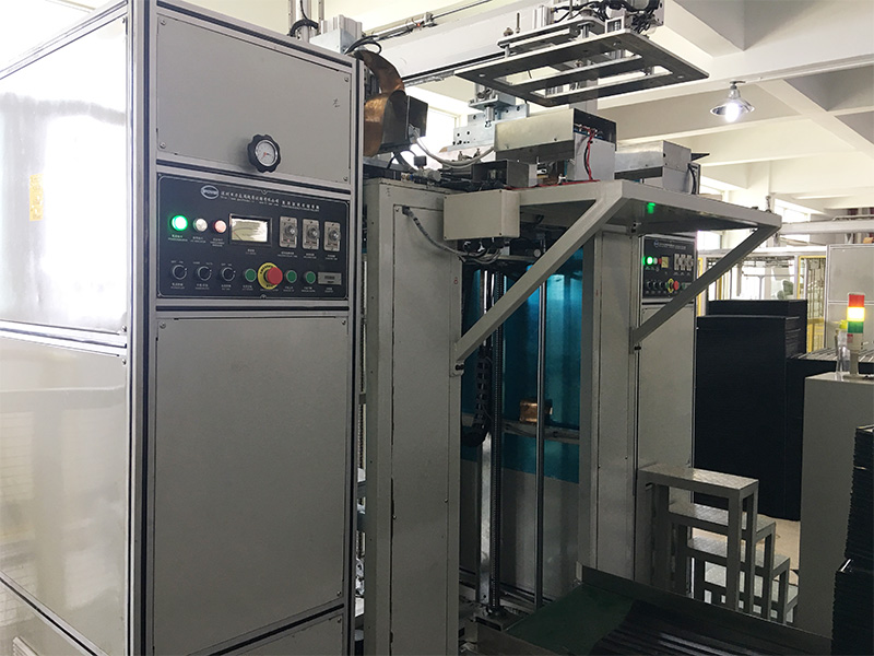 塑料散熱膜片高頻焊接機